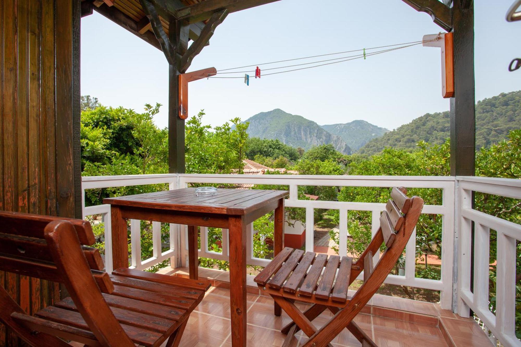Vakantiepark Baris & 2*